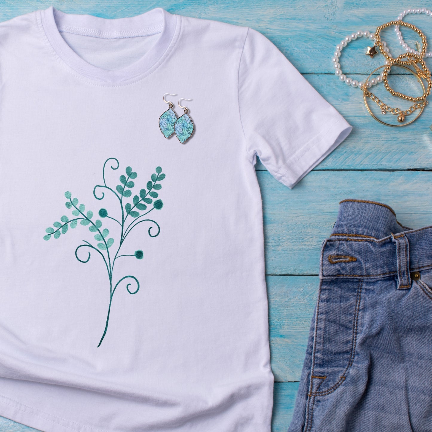 Daisy Blue Earrings