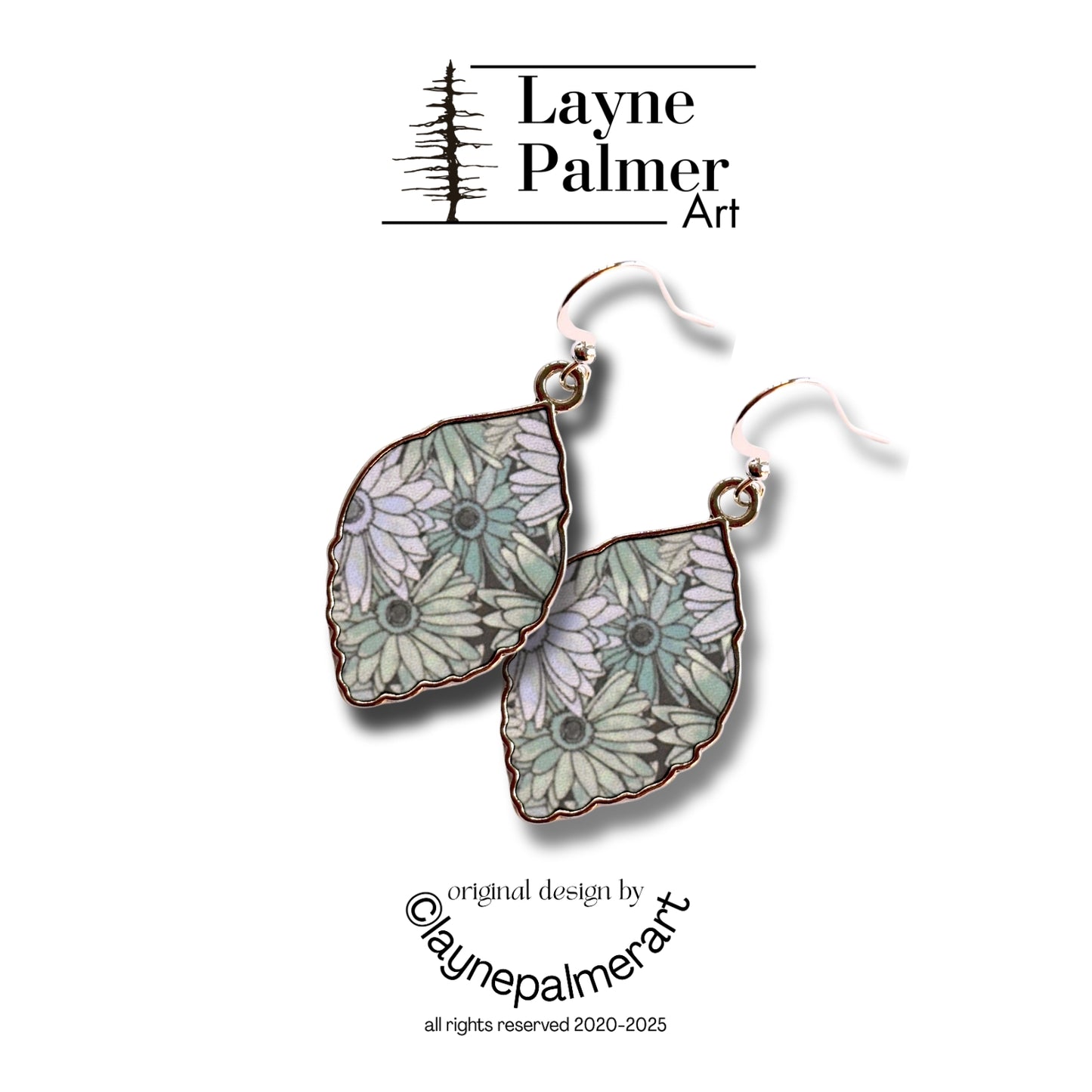 Petal Haze Daisy Earrings