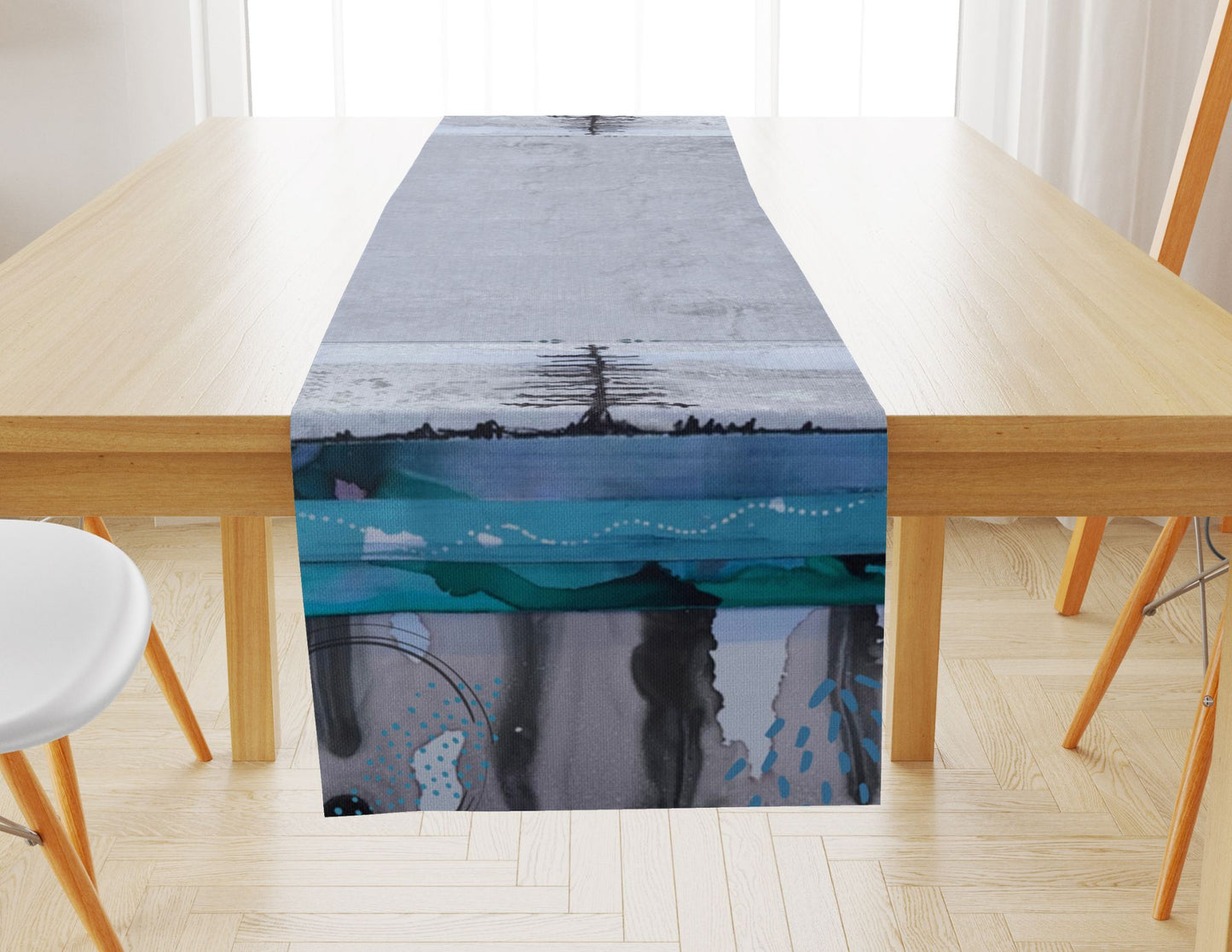 Blue Spill Tree Runner